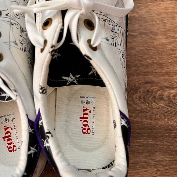 NWOT Goby Cat Lace Up White Black Sneakers Sz 42 (11.5) - Picture 7 of 16